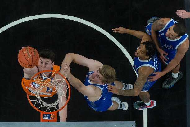 围内选拔车 围内选拔车